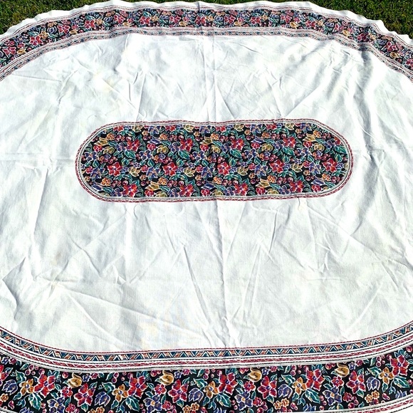 Table cloth - Picture 9 of 10